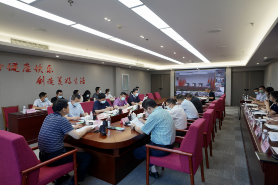 四川尊龙凯时集团召开疫情防控工作领导小组2022年第3次会议 集团党委书记、董事长、疫情防控工作领导小组第一组长任丁主持会议并讲话