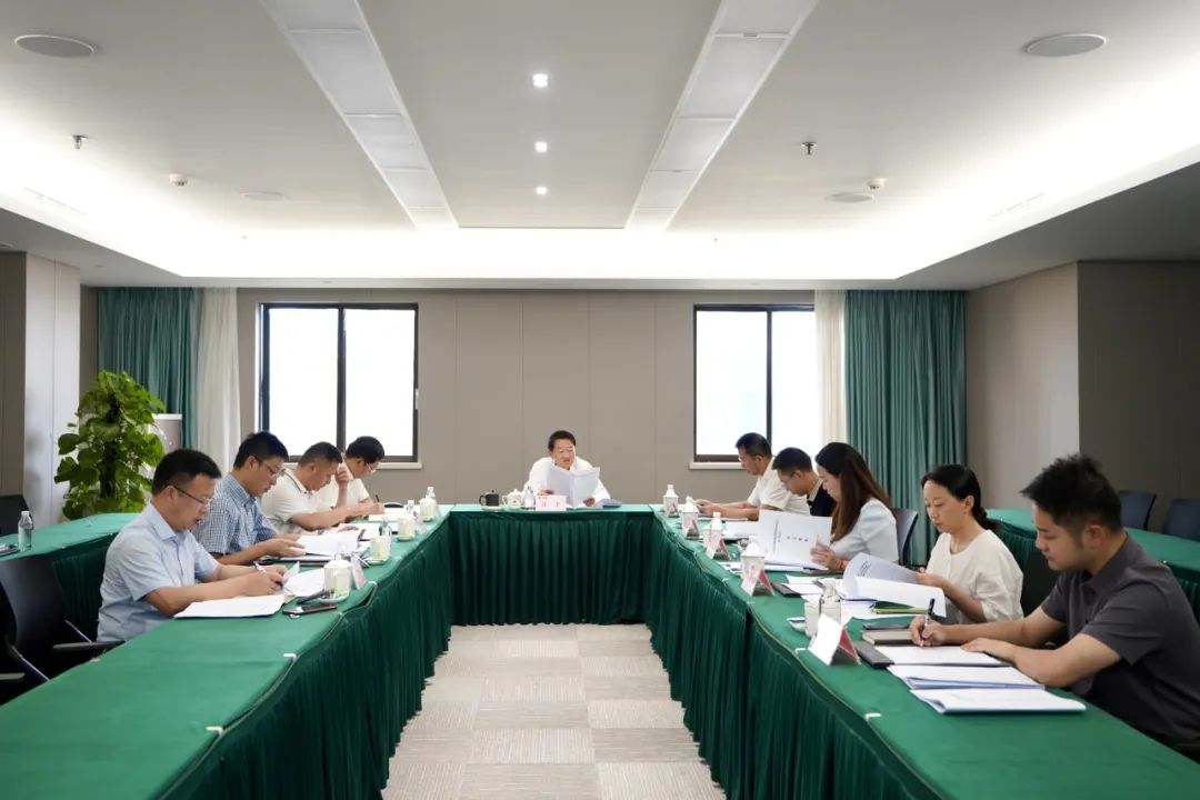 省尊龙凯时集团党委书记、董事长任丁主持尊龙凯时党校第2次校务委员会会议
